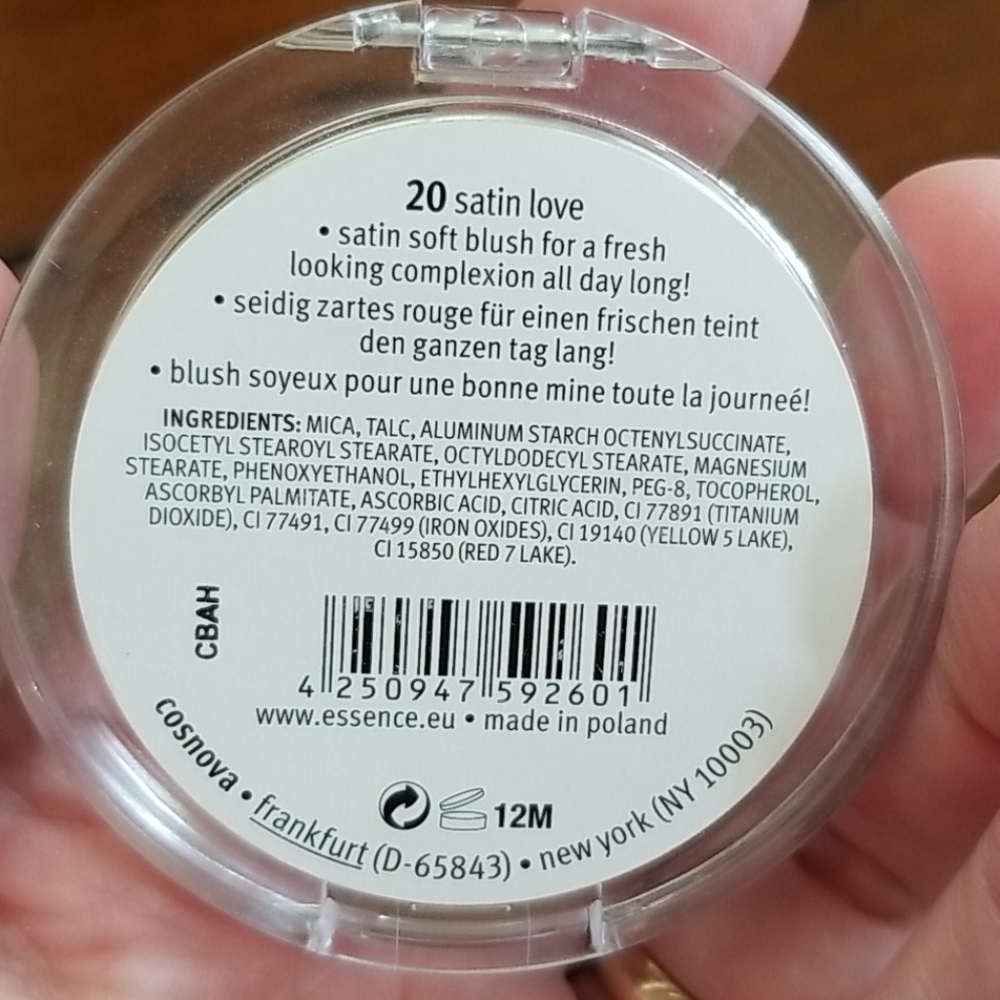 ๐ ESSENCE BLUSH - Picture 5 of 5